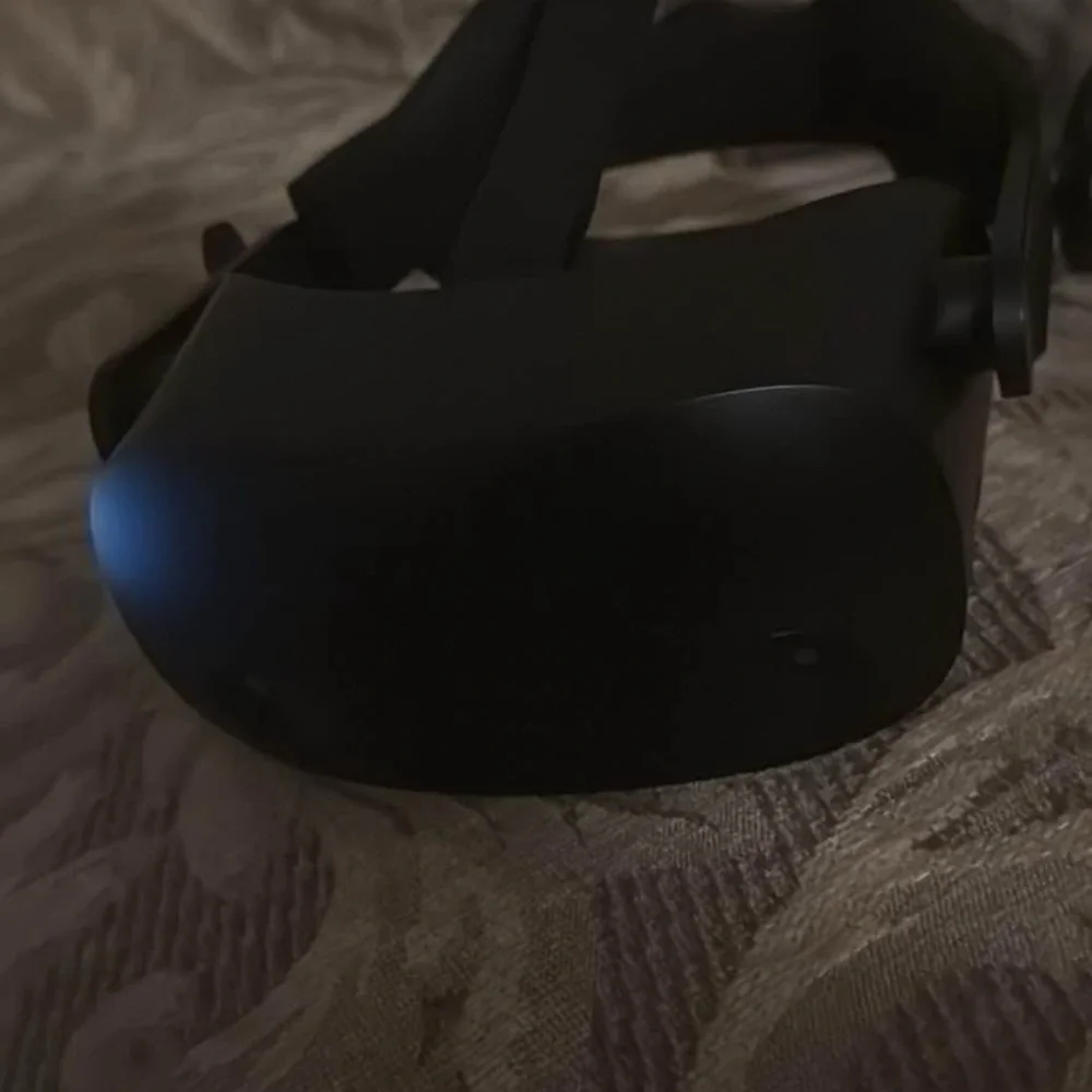 HP Sleek Black VR Headset